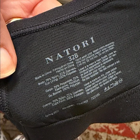 Natori Elegant Black Bra - Picture 5 of 5